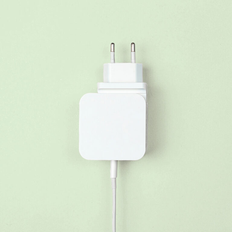 Câble d'alimentation pour potager connecté